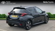 Toyota Yaris 1.5 Hybrid Design 5dr CVT Hybrid Hatchback